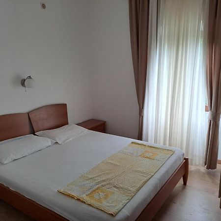 Apartments Petrovic Tivat Kültér fotó