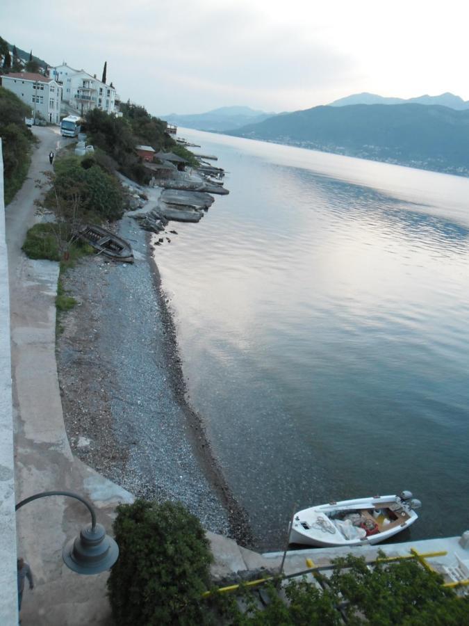 Apartments Petrovic Tivat Kültér fotó