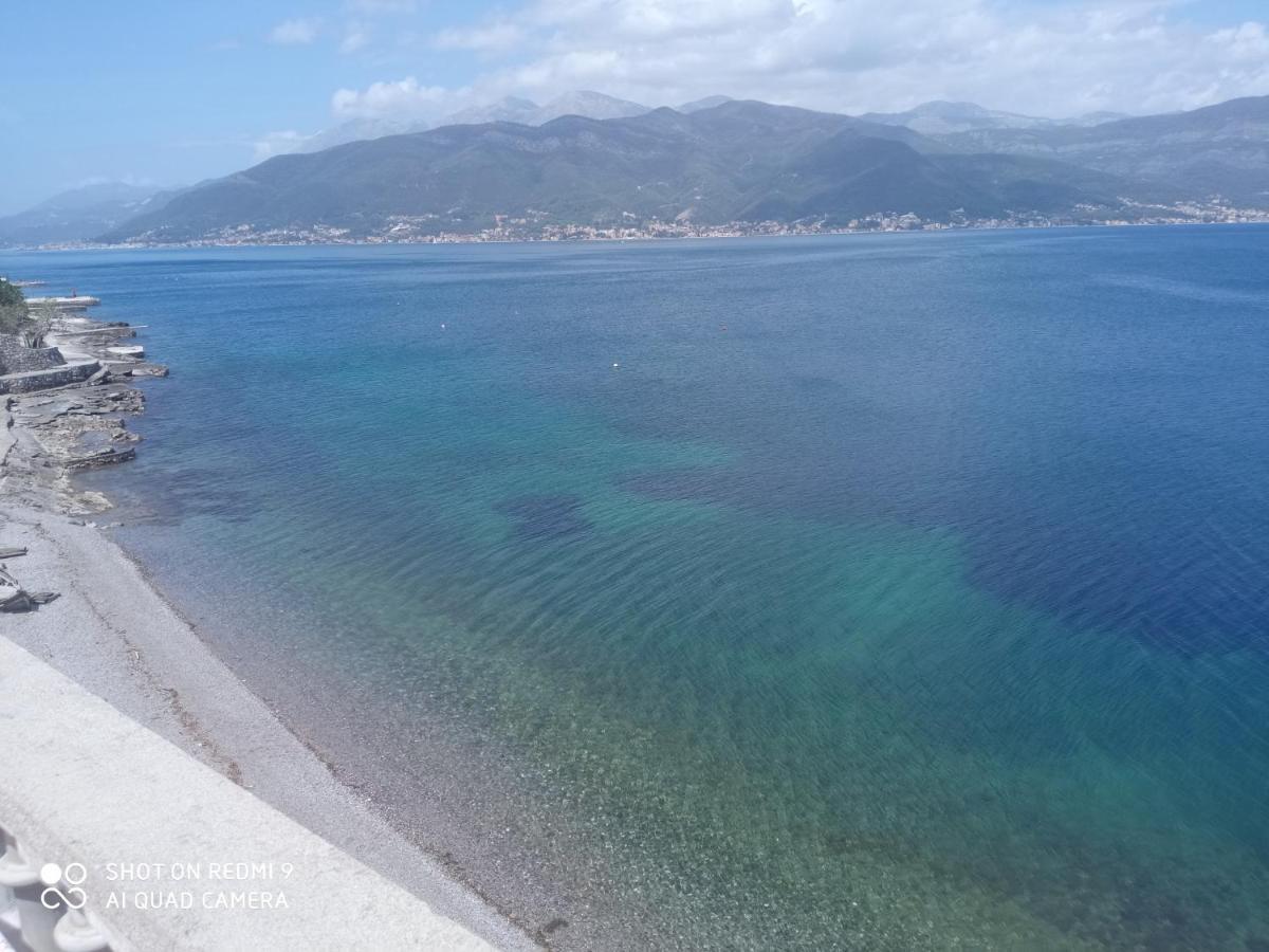 Apartments Petrovic Tivat Kültér fotó