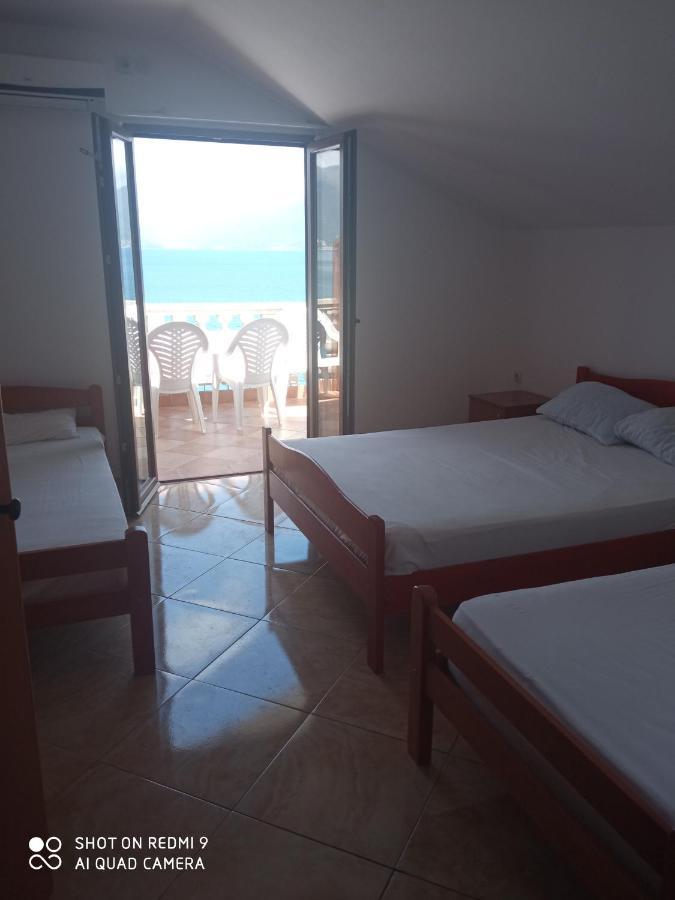 Apartments Petrovic Tivat Kültér fotó