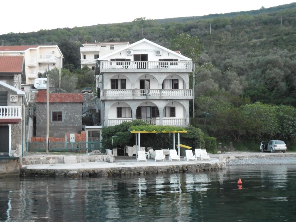 Apartments Petrovic Tivat Kültér fotó