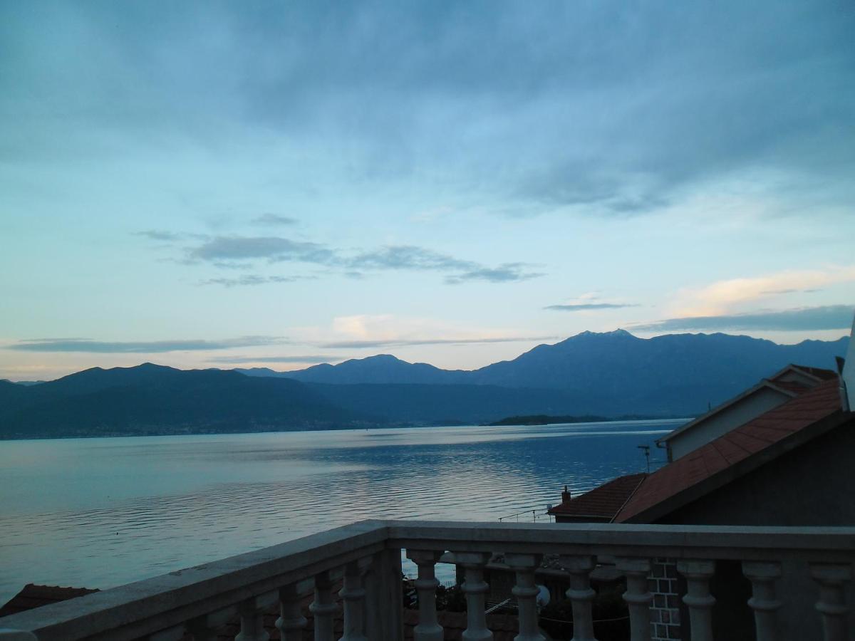Apartments Petrovic Tivat Kültér fotó
